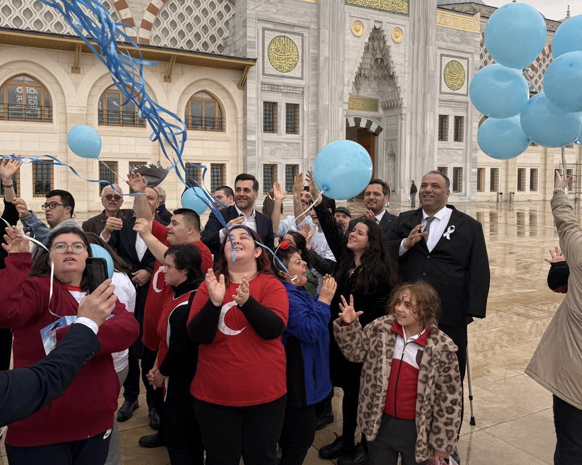 2 Nisan Otizm Farkındalığı İçin Anlamlı Buluşma