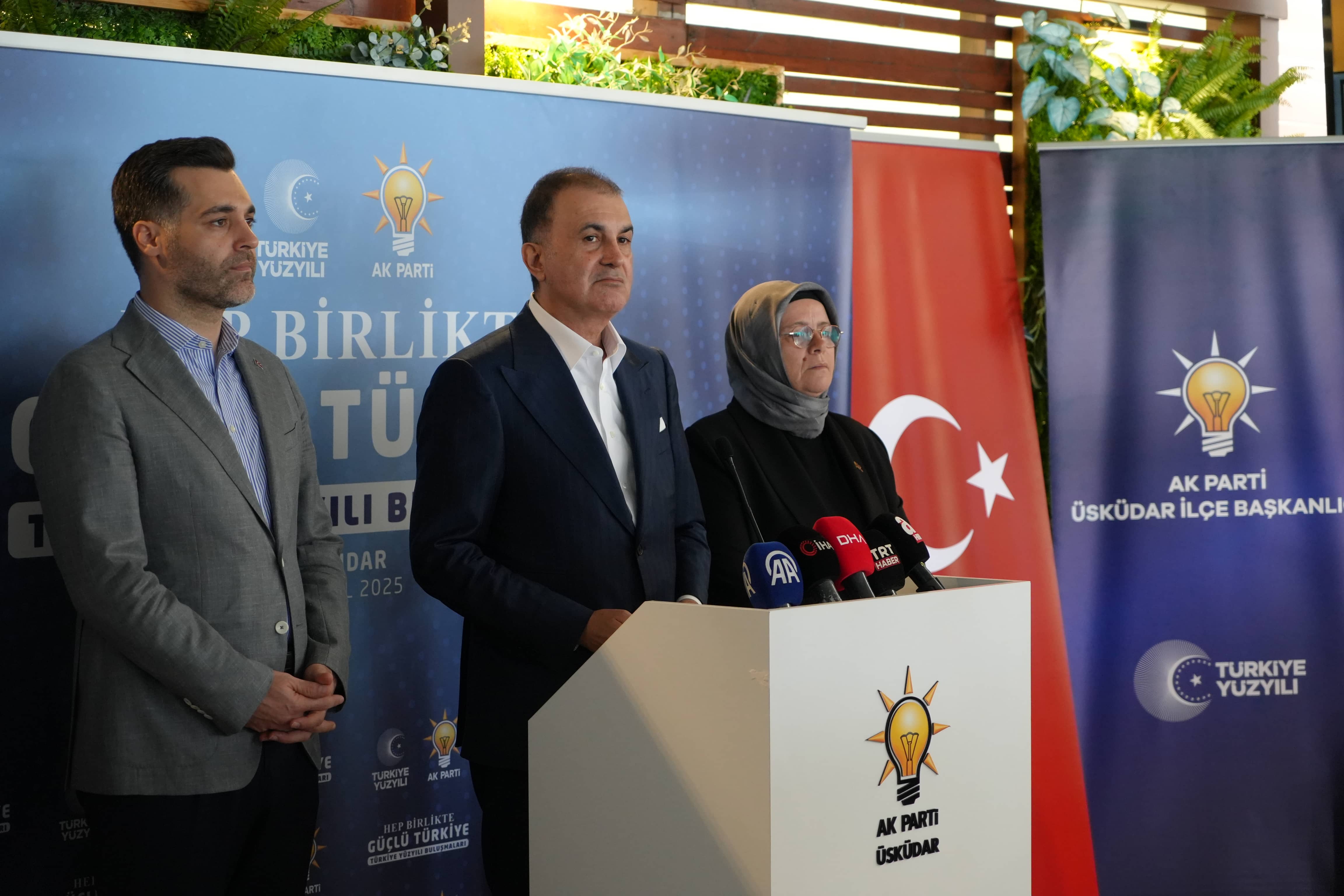 Parti Sözcümüz Ömer Çelik, Üsküdar'da Türkiye Yüzyılı Buluşmalarına katıldı