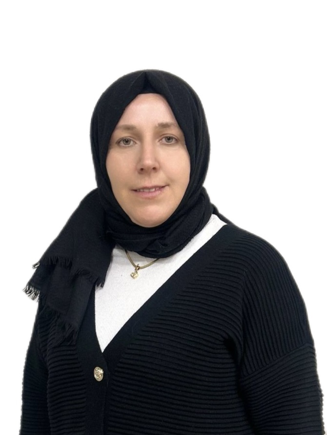 aynur-ozben